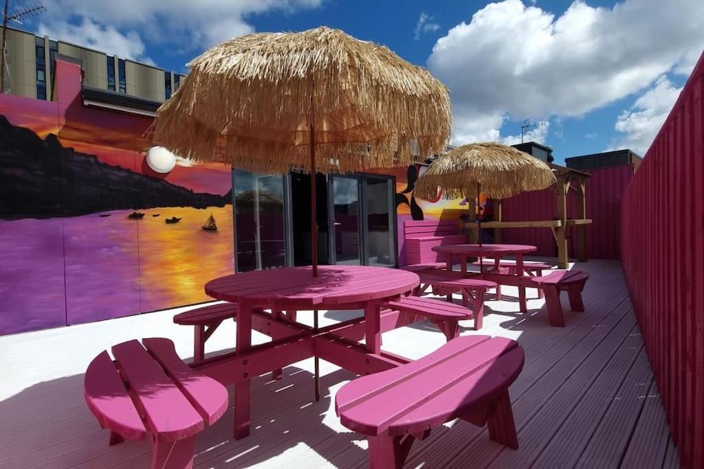Penthouse Apartment, Sleeps 21 With Terrace Liverpool Esterno foto