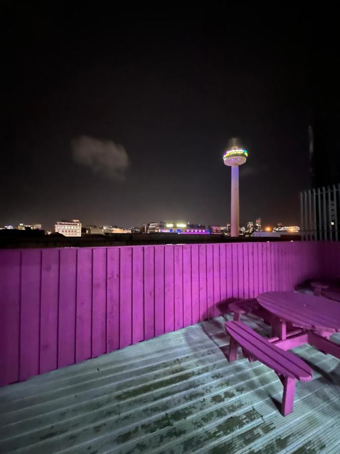 Penthouse Apartment, Sleeps 21 With Terrace Liverpool Esterno foto